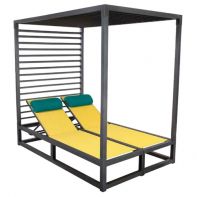 Focus Commercial Day Bed with Adjustable Back and Slat Sunscreen