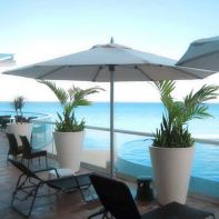 Tuuci Octagon Bay Master M1 Classic Commercial Umbrella