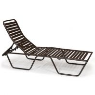 Splash Strap Chaise Lounge